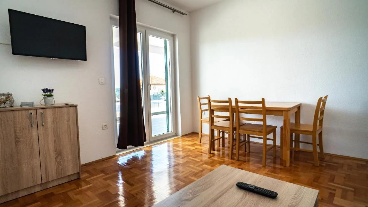 Calma Apartments Трогир Хорватия
